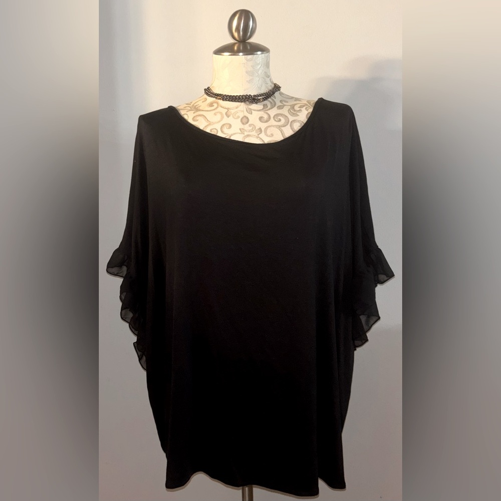 🆕 Lane Bryant Top Size 18/20. #H